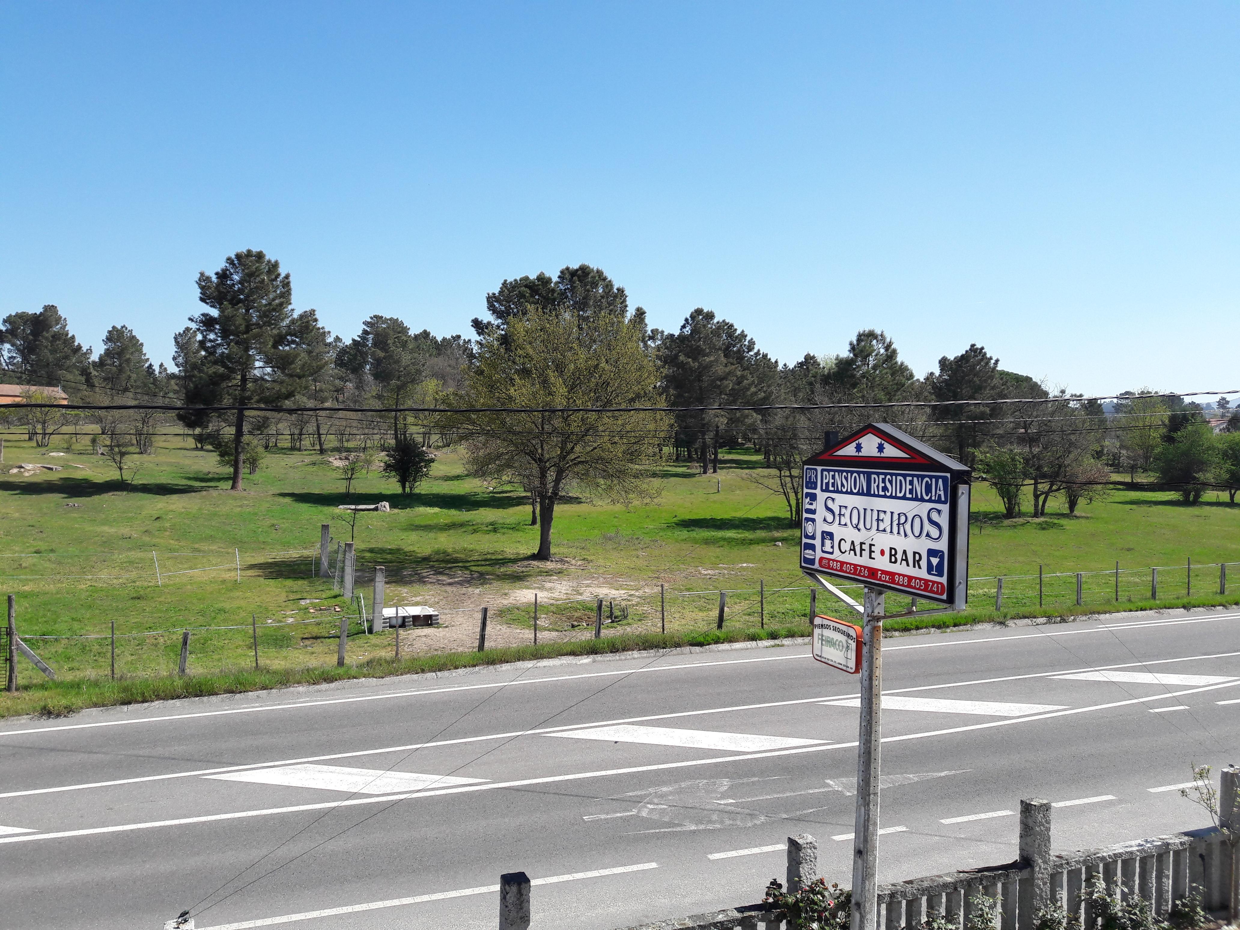 Hostal Sequeiros San Ciprián de Viñas Exteriör bild