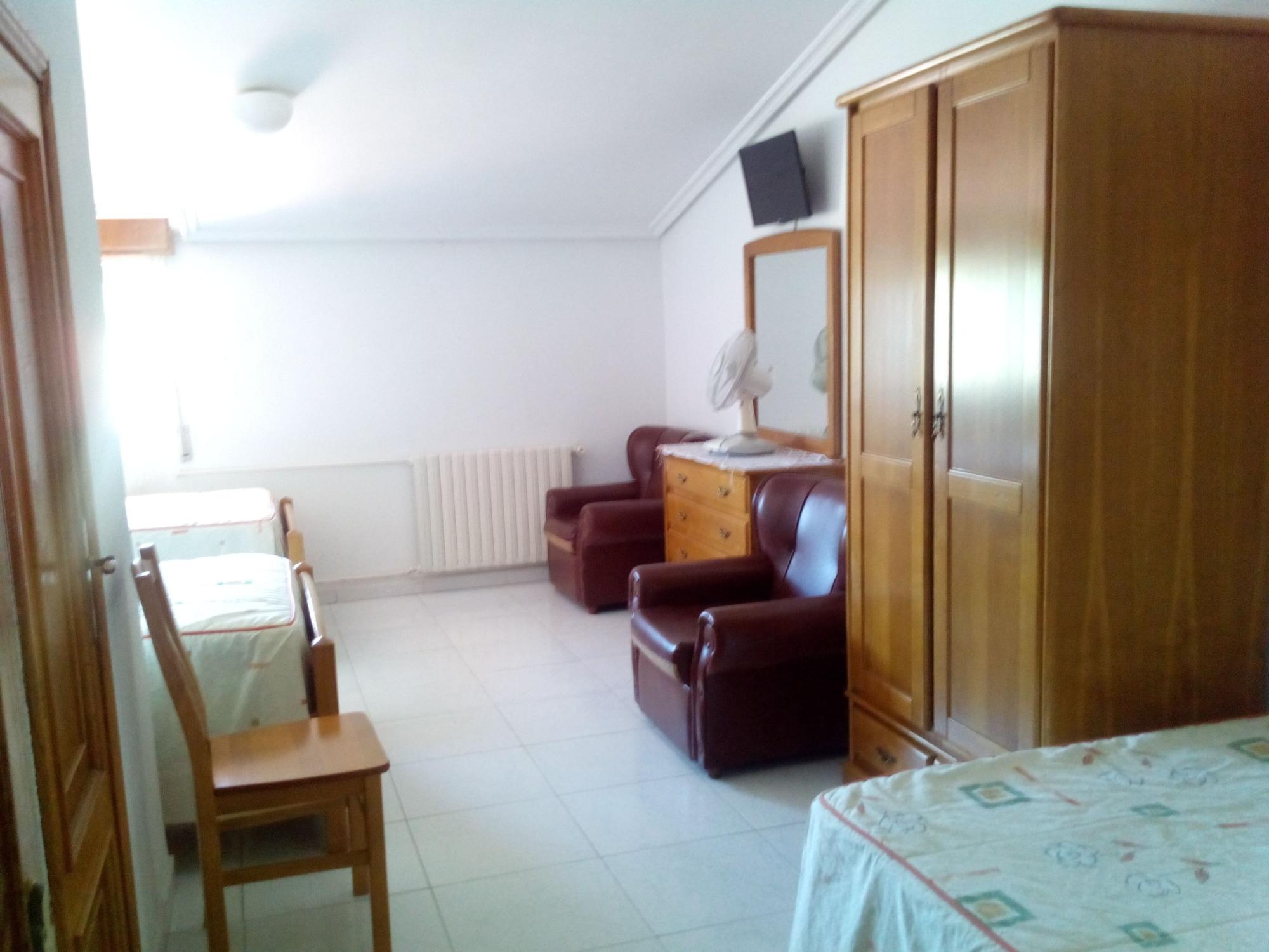 Hostal Sequeiros San Ciprián de Viñas Exteriör bild