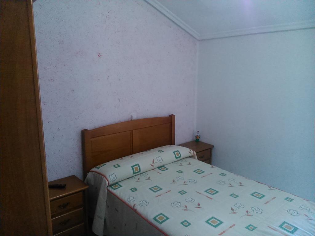 Hostal Sequeiros San Ciprián de Viñas Exteriör bild