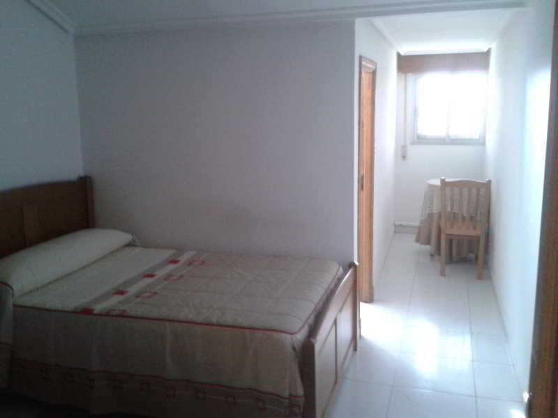 Hostal Sequeiros San Ciprián de Viñas Exteriör bild